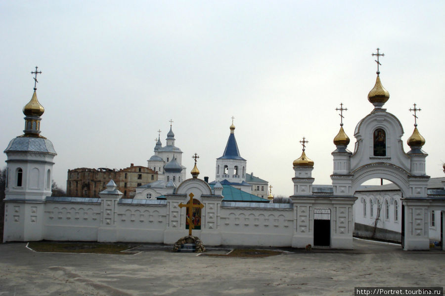 Путивль: храмы и партизаны Путивль, Украина