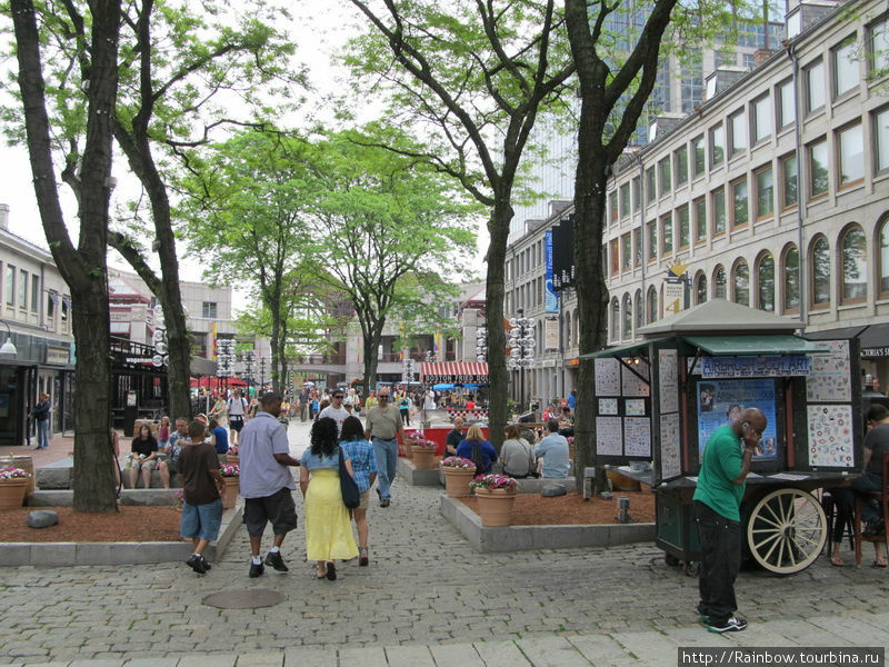 Торговая Площадь — историческое место Бостон, CША