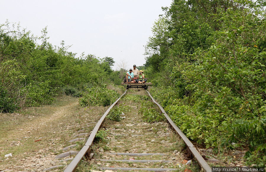 Баттамбанг. Бамбуковый поезд Баттамбанг, Камбоджа
