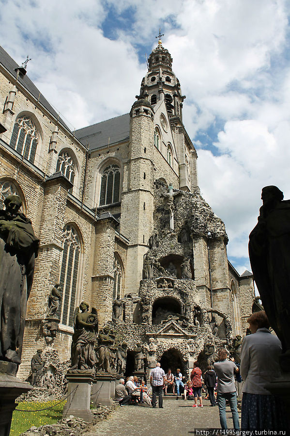 Антверпен. Церковь Св.Павла и сад Голгофа Антверпен, Бельгия