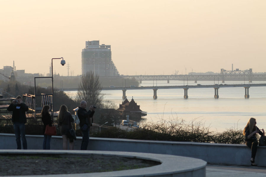 В Днепропетровск пришла весна Днепр, Украина