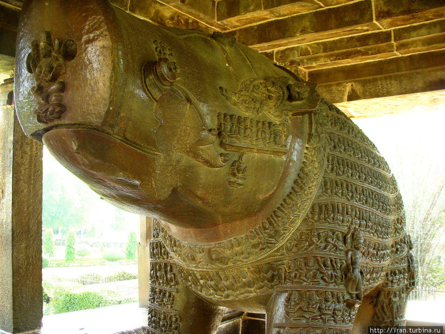 Статуя Вараха Каджурахо, Индия