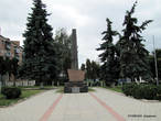Вечный огонь в память о погибших комсомольцах-подпольщиках в 1941 — 1943 гг.