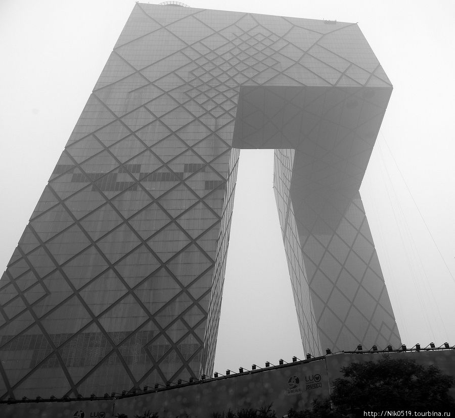 Здание, которое получило прозвище Пекинские штаны Пекин, Китай