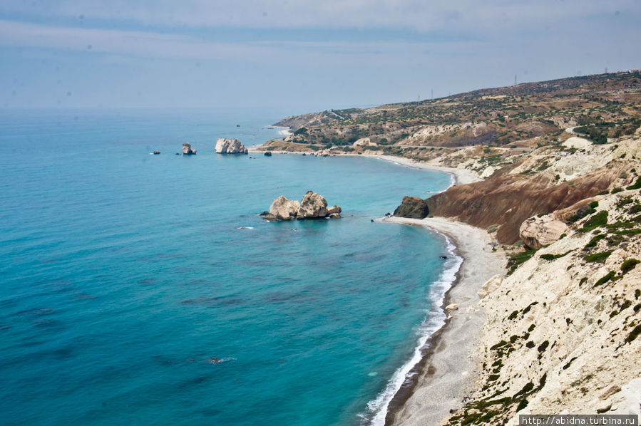 Главное не перепутать камни! Наши — те дальние в море Скала Афродиты, Кипр