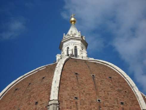 на купол выходят люди Флоренция, Италия