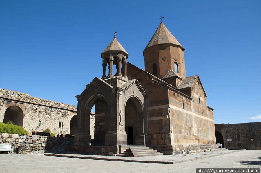 Хор Вирап, Армения, октябрь 2011 Хор Вирап Монастырь, Армения