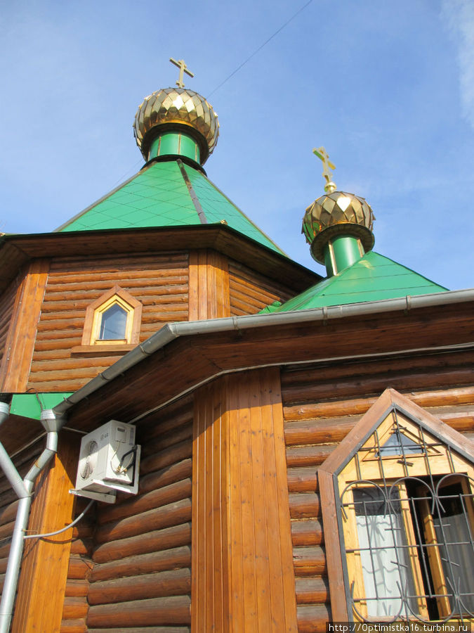 Крестный ход в Церкви Живоначальной Троицы в Чертанове Москва, Россия