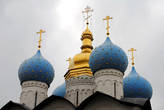 Пять глав собора видны из многих частей Казани