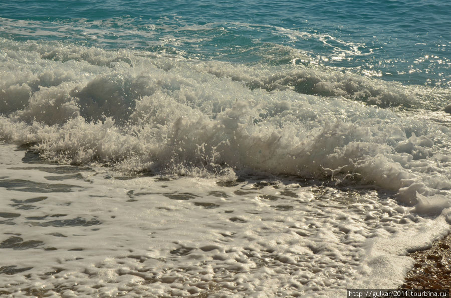Пляж Капуташ январский денек Средиземноморский регион, Турция