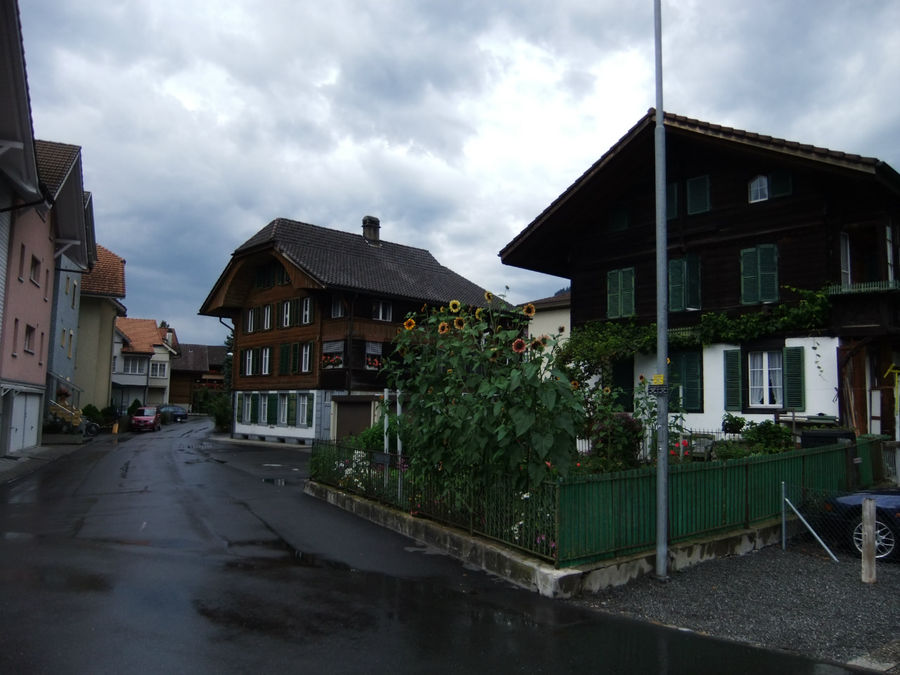 Старый город. Дома жителей Интерлакен, Швейцария