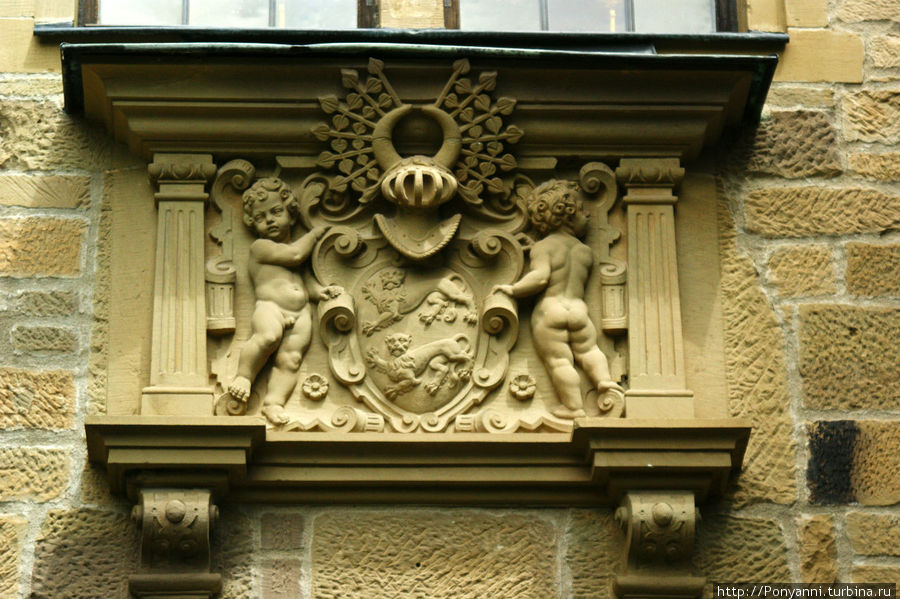 Семейный герб одной из ветвей семьи — Велленхурст