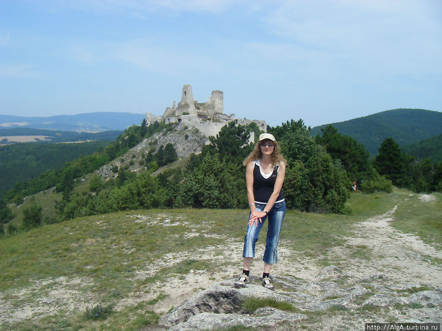 Руины замка Чахтице Словакия