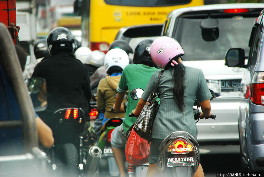 трафик по балийски Бали, Индонезия
