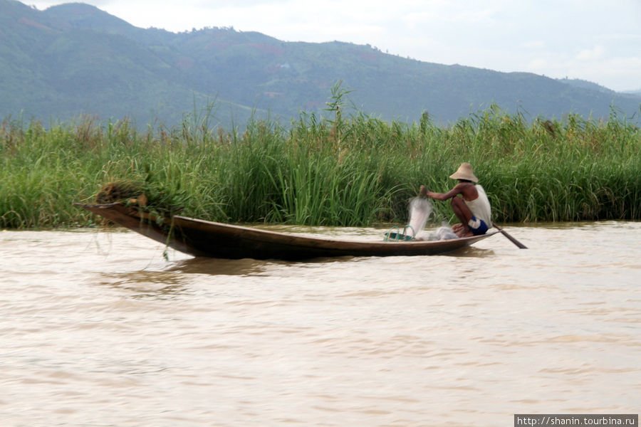Рыбаки на озере Инле Ньяунг-Шве, Мьянма