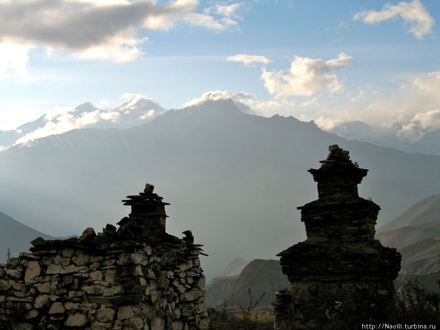 Хранительницы голубого огня в монастыре поднебесья (3700м) Муктинатх, Непал