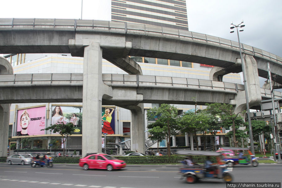 Система надземного транспорта Бангкок, Таиланд