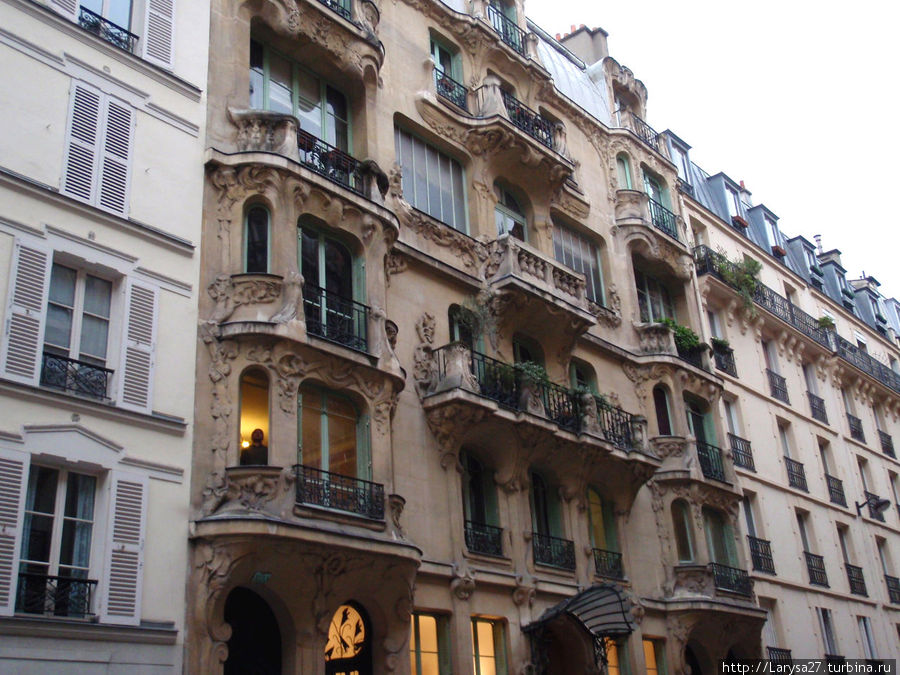 Rue du Champs de Mars, 33 Париж, Франция