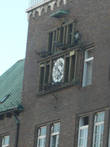 Старинные университетские часы.