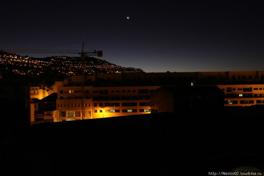 Вид с балкона перед рассветом. Фуншал, Португалия