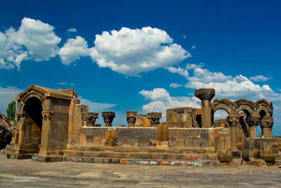 Где находится звартноц. Руины храма Звартноц. Звартноц - развалины древнего храма. Звартноц Вагаршапат. Руины храма Звартноц в Армении.