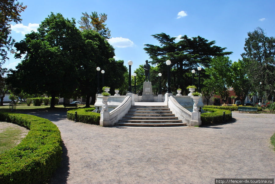 Площадь-парк Сан-Антонио-де-Ареко, Аргентина