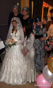 Невеста в свадебном углу.