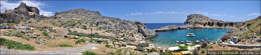 С двух сторон от него прекрасные бухты, а на скале над городом — знаменитый Акрополь Афины Линдии Линдос, остров Родос, Греция
