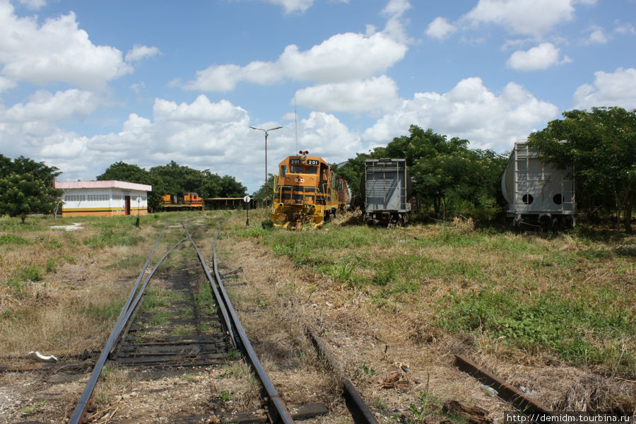 Былое великолепие железной дороги Юкатана Мерида, Мексика