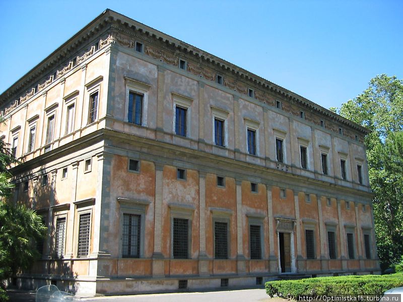 Вилла Фарнезина (Villa Farnesina) (фото из Википедии) Рим, Италия