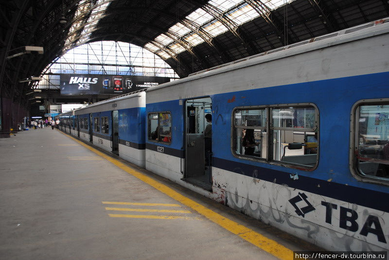 Ретиро - главный вокзал Буэнос-Айреса Буэнос-Айрес, Аргентина
