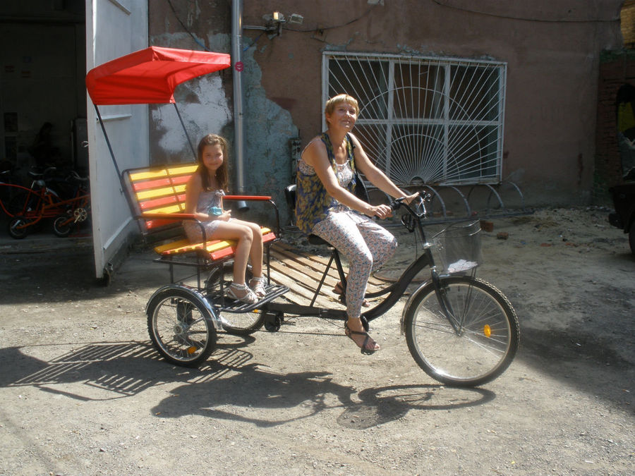 Велопрокат в центре города Ростов-на-Дону, Россия