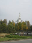 Судиславль находится на реке Корба, примерно в 50 километрах к северо-востоку от Костромы. Расположен на развилке автомобильных дорог Кострома — Галич и Кострома — Мантурово.