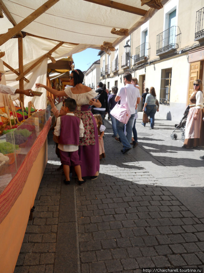 Средневековый рынок Алькала-де-Энарес, Испания
