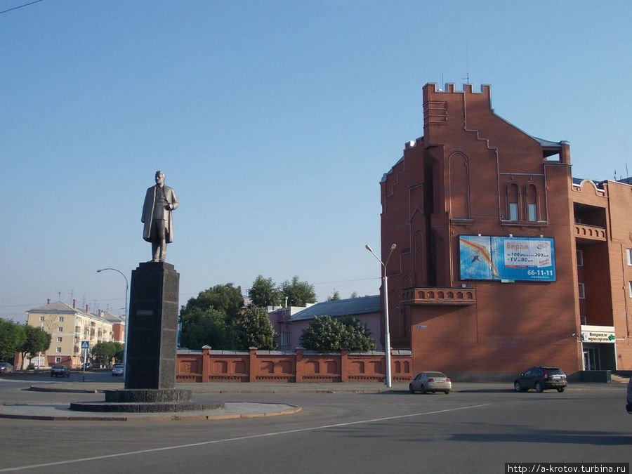 Статуя Кирова Кемерово, Россия