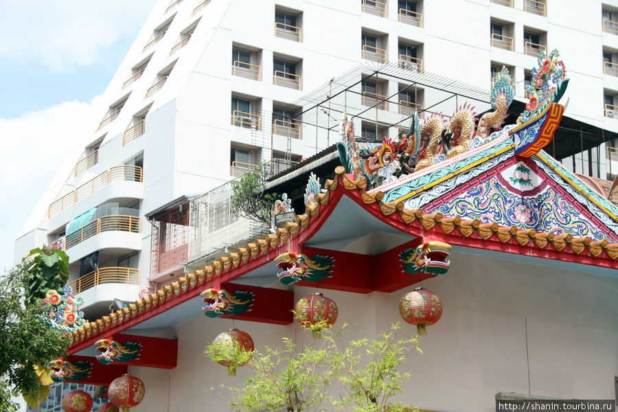 Типично китайская крыша Бангкок, Таиланд