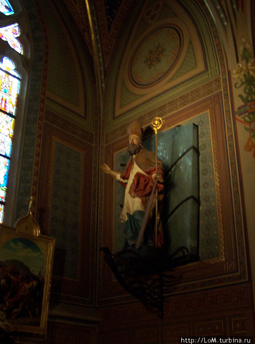 в готическом соборе св. Петра и Павла Прага, Чехия