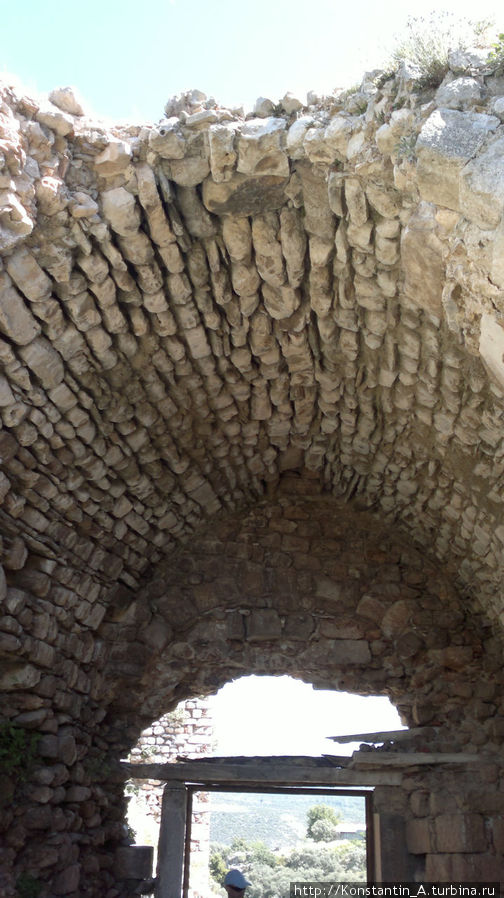 крепость в Ориен7 Милас, Турция