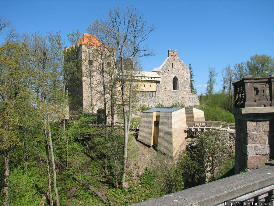 Старый Сигулдский замок Сигулда, Латвия