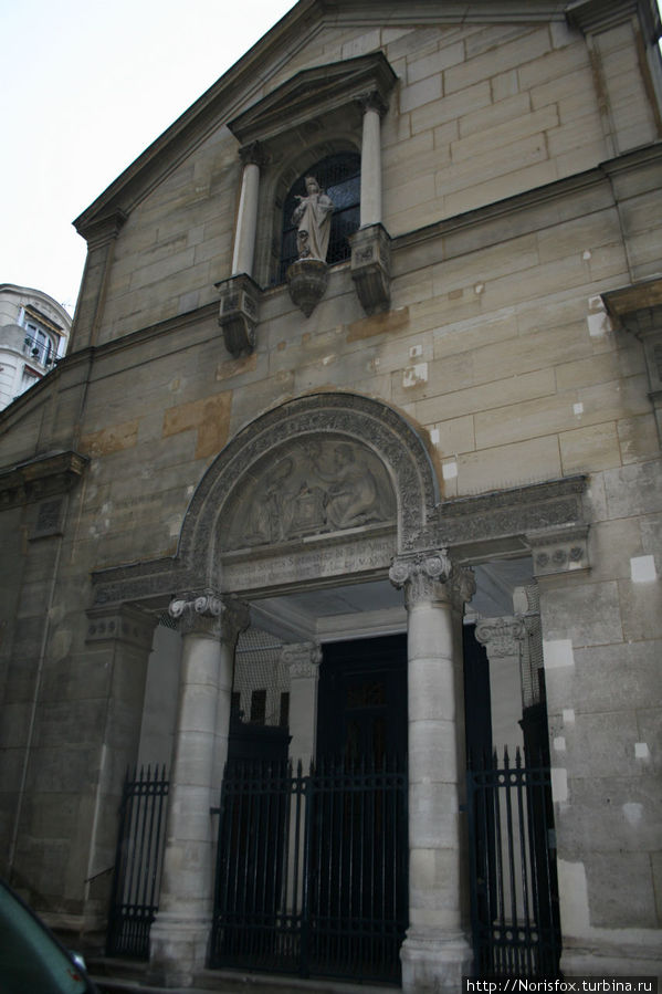 Церковь в Пасси, именно та, где в том числе, происходило действие романа Страницы любви
(N.D. de Grace) Париж, Франция