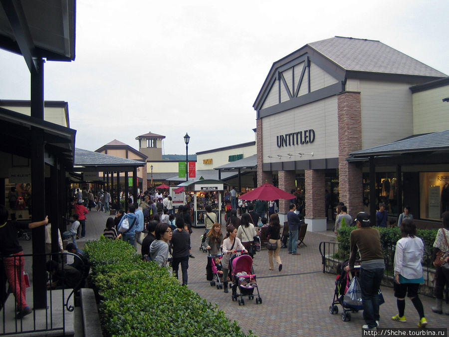 Toki Premium Outlet Токи, Япония