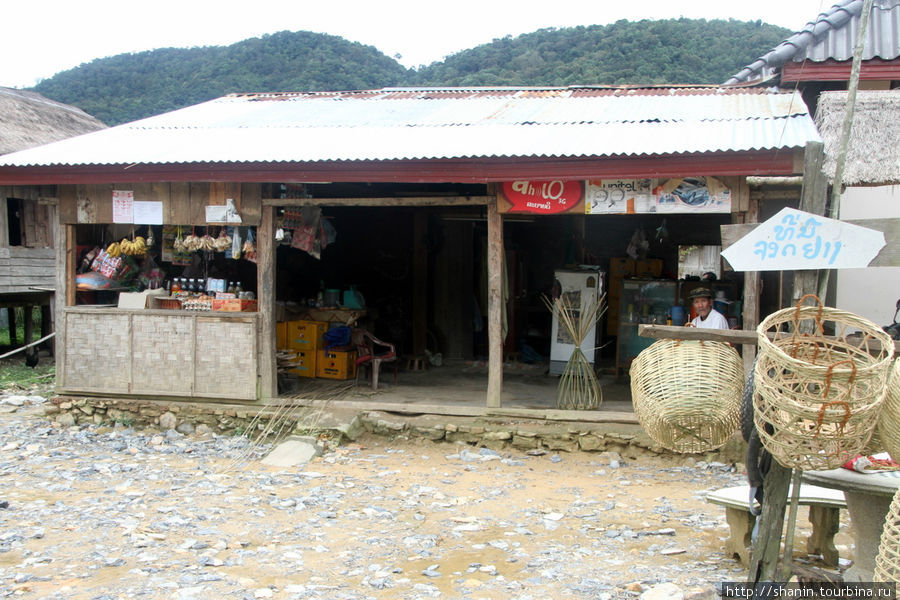Деревня корзинщиков Провинция Сиенгкхуанг, Лаос