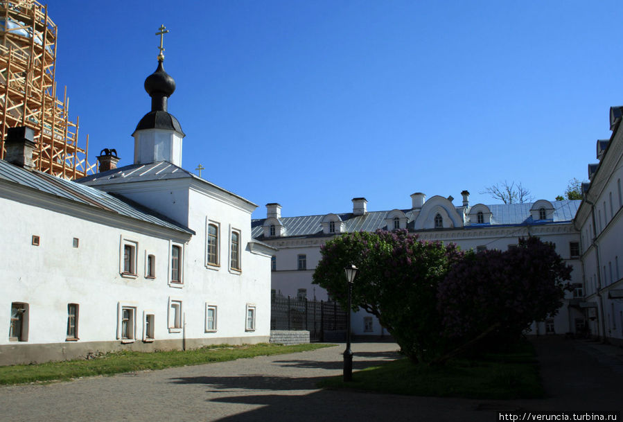 В монастырском дворе Валаам, Россия