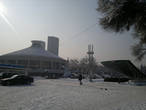 Здание цирка и рядом вход на станцию метро театр им.Ауэзова.
Мороз и солнце — это наша зима