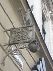 Один из самых старых отелей Под Розой.