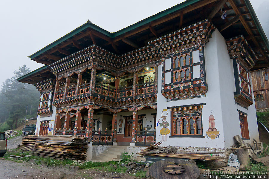 Отель в долине Пхобжикха Бутан