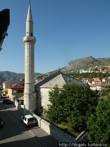 Вид из нашего окна: мечеть. Мостар, Босния и Герцеговина