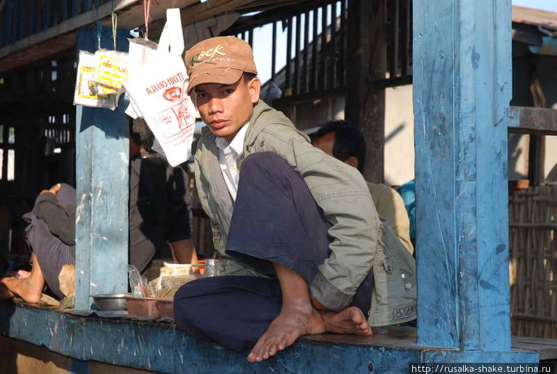 Рынок в Мраук-У Мраук-У, Мьянма