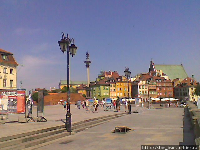 Центральная площадь Варшавы