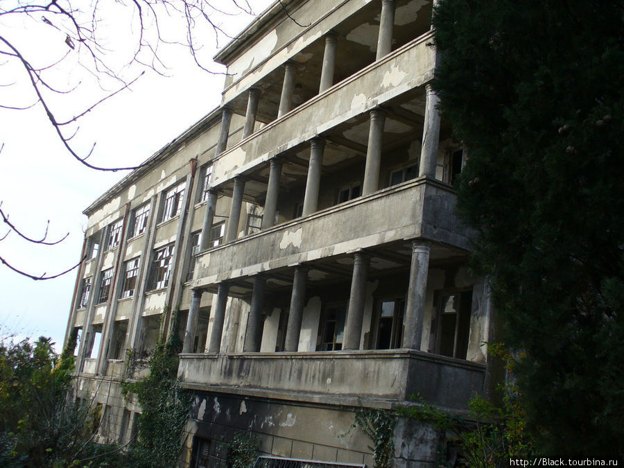 Санаторий имени Челюскинцев Гагра, Абхазия